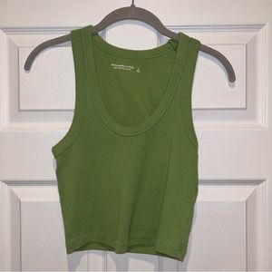 Abercrombie & Fitch Essential Scoopneck Tank